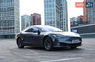 Ліфтбек Tesla Model S 2019 в 