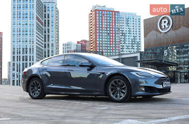 Ліфтбек Tesla Model S 2019 в 