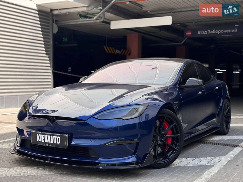 Лифтбек Tesla Model S 2021 в 