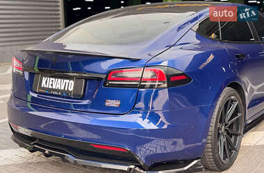 Лифтбек Tesla Model S 2021 в 