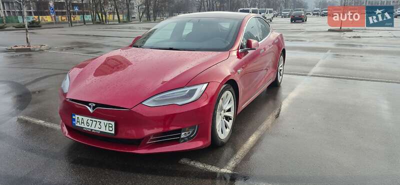 Tesla Model S 2017