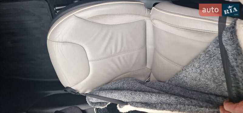 Лифтбек Tesla Model S 2014 в Киеве