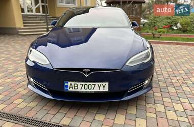 Лифтбек Tesla Model S 2017 в 