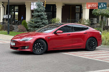 Лифтбек Tesla Model S 2016 в 