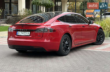 Лифтбек Tesla Model S 2016 в 