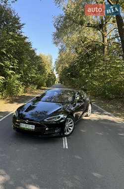 Лифтбек Tesla Model S 2016 в 