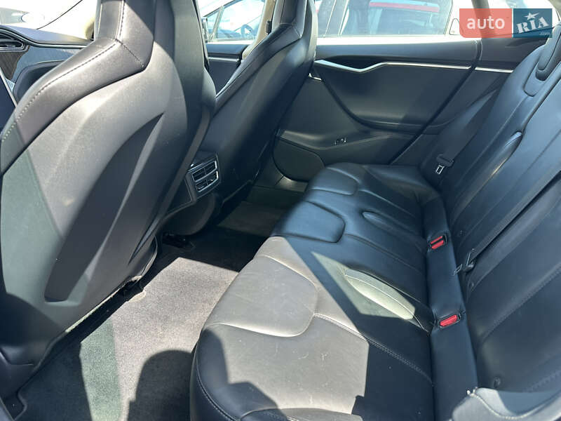 Лифтбек Tesla Model S 2013 в Одессе фото 10 Лифтбек Tesla Model S 2013 в Одессе