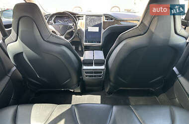 Ліфтбек Tesla Model S 2013 в 