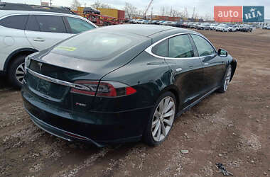 Лифтбек Tesla Model S 2014 в 