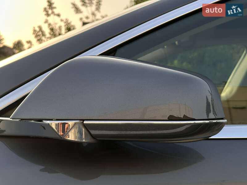 Лифтбек Tesla Model S 2014 в Киеве