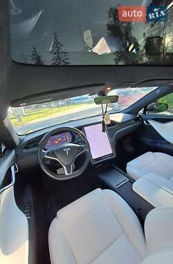 Ліфтбек Tesla Model S 2020 в Тернополі