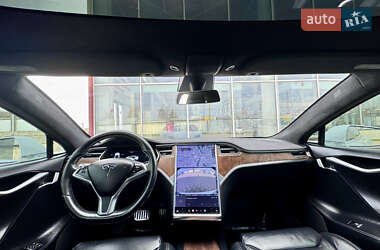 Лифтбек Tesla Model S 2017 в 