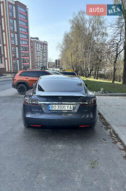 Ліфтбек Tesla Model S 2018 в Тернополі