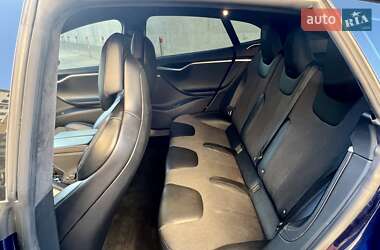 Лифтбек Tesla Model S 2017 в 