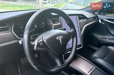 Ліфтбек Tesla Model S 2018 в 