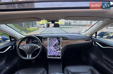 Лифтбек Tesla Model S 2016 в 
