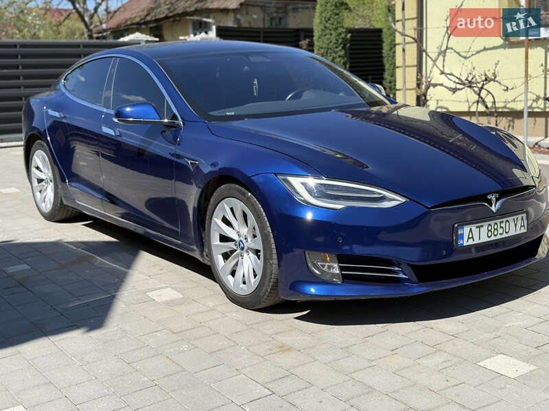Tesla Model S 2017