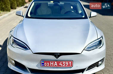 Лифтбек Tesla Model S 2018 в 