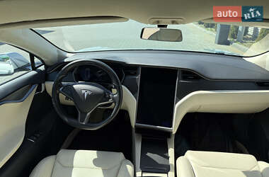 Лифтбек Tesla Model S 2018 в 