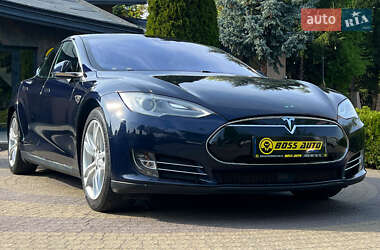 Ліфтбек Tesla Model S 2015 в 
