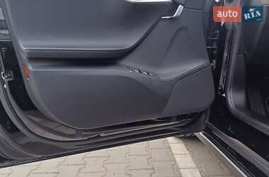 Лифтбек Tesla Model S 2013 в 