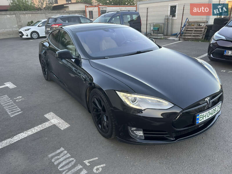 Лифтбек Tesla Model S 2015 в Одессе