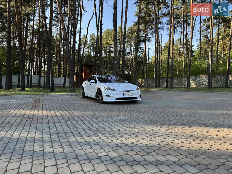 Лифтбек Tesla Model S 2021 в Львове
