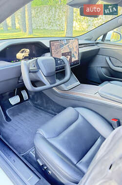 Лифтбек Tesla Model S 2021 в 