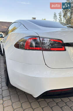 Лифтбек Tesla Model S 2021 в 