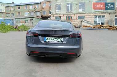 Ліфтбек Tesla Model S 2022 в 