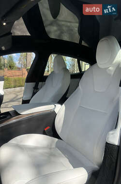 Лифтбек Tesla Model S 2022 в 