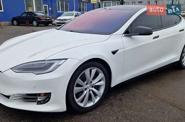 Ліфтбек Tesla Model S 2017 в 