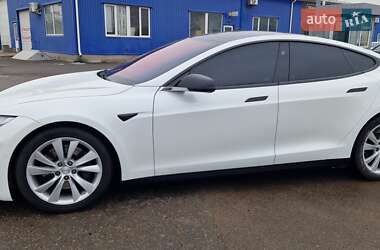 Ліфтбек Tesla Model S 2017 в 