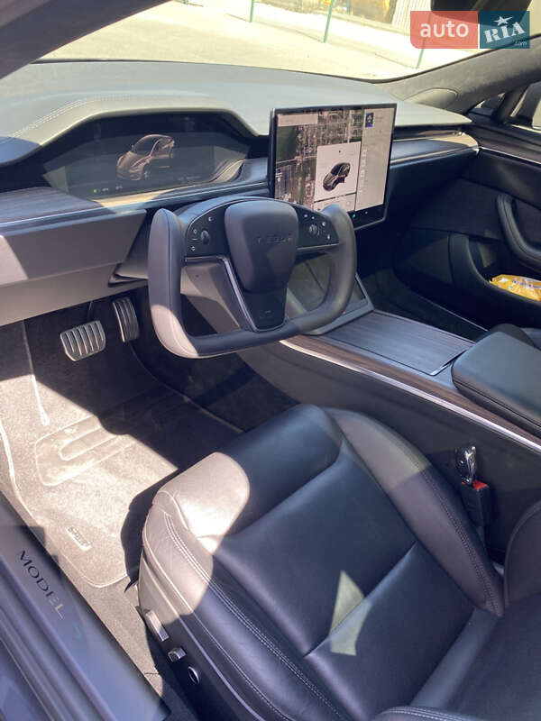 Лифтбек Tesla Model S 2022 в Днепре