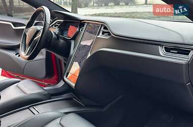 Ліфтбек Tesla Model S 2017 в 