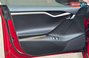Ліфтбек Tesla Model S 2017 в 