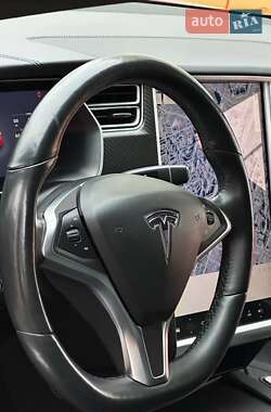 Ліфтбек Tesla Model S 2017 в 