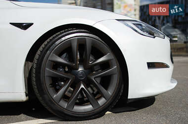 Ліфтбек Tesla Model S 2021 в 