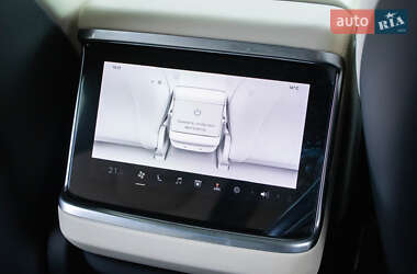 Ліфтбек Tesla Model S 2021 в 