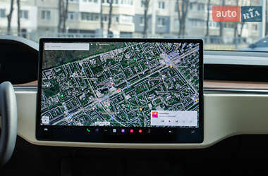 Ліфтбек Tesla Model S 2021 в 