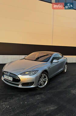 Лифтбек Tesla Model S 2014 в Киеве