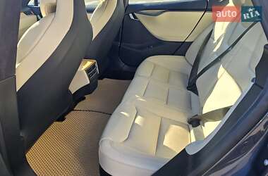 Лифтбек Tesla Model S 2019 в 