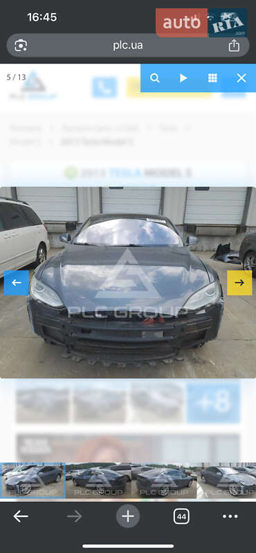 Ліфтбек Tesla Model S 2013 в Черкасах