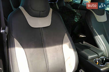Лифтбек Tesla Model S 2013 в 