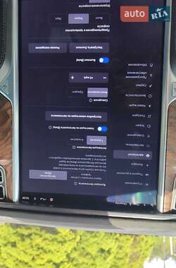 Ліфтбек Tesla Model S 2017 в 