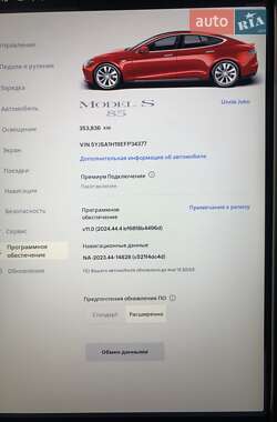 Лифтбек Tesla Model S 2014 в 