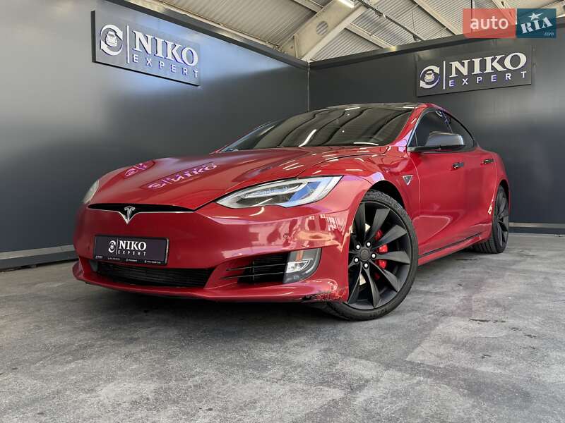 Tesla Model S 2016