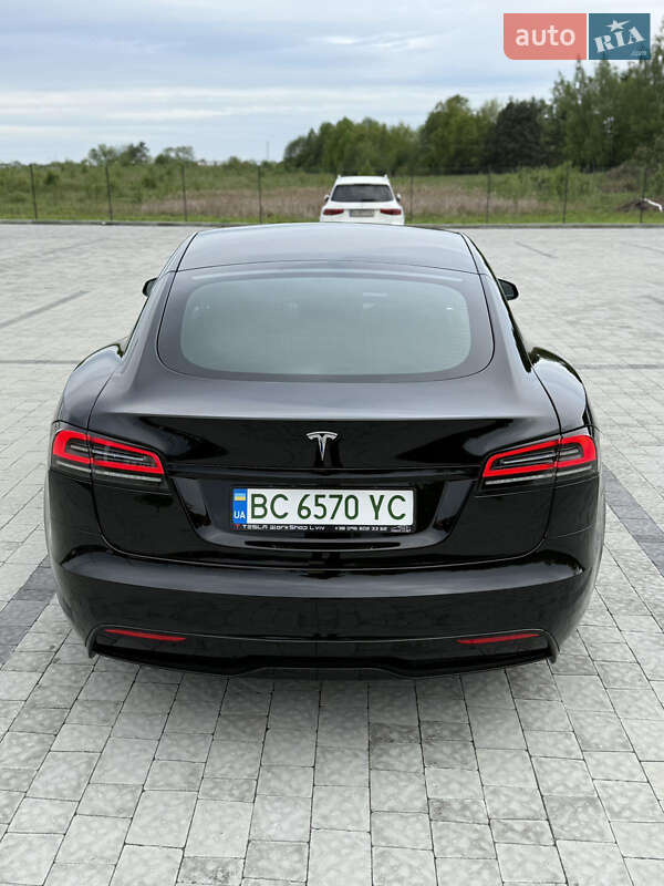 Лифтбек Tesla Model S 2022 в Львове
