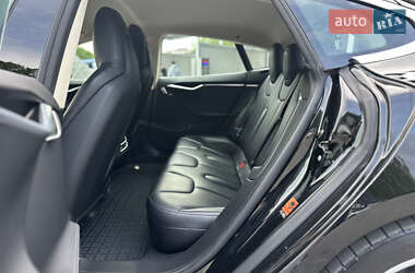 Лифтбек Tesla Model S 2014 в 