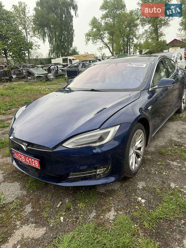 Tesla Model S 2017